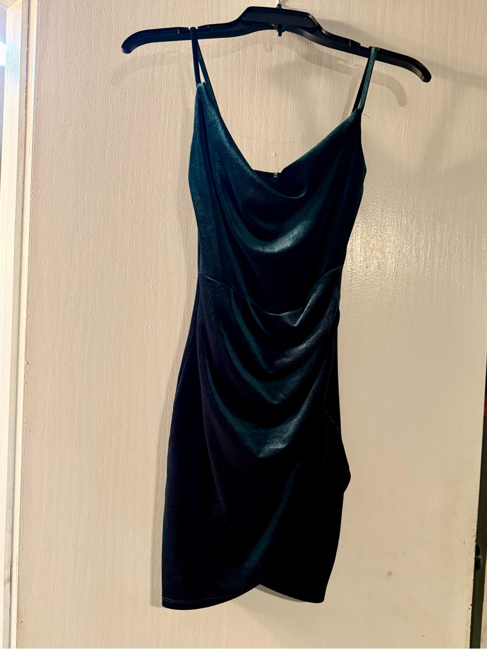 Velvet Cowl Neck Spaghetti Strap Mini Dress - dark Green